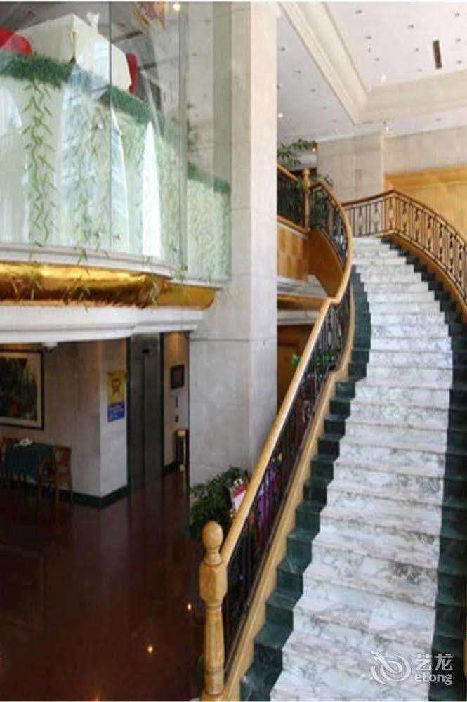 Hampton By Hilton Dalian Zhongshan ภายนอก รูปภาพ