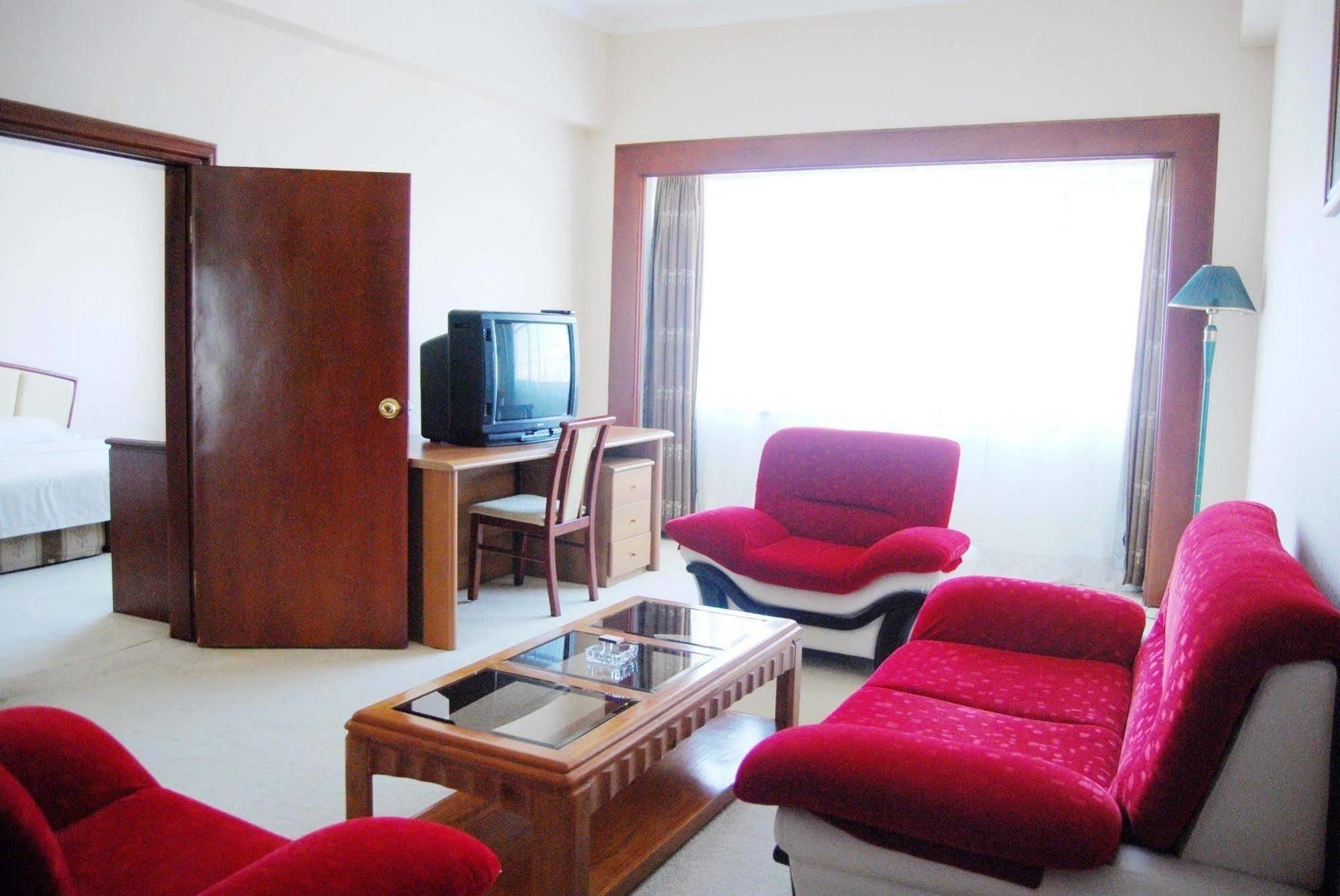 Hampton By Hilton Dalian Zhongshan ภายนอก รูปภาพ