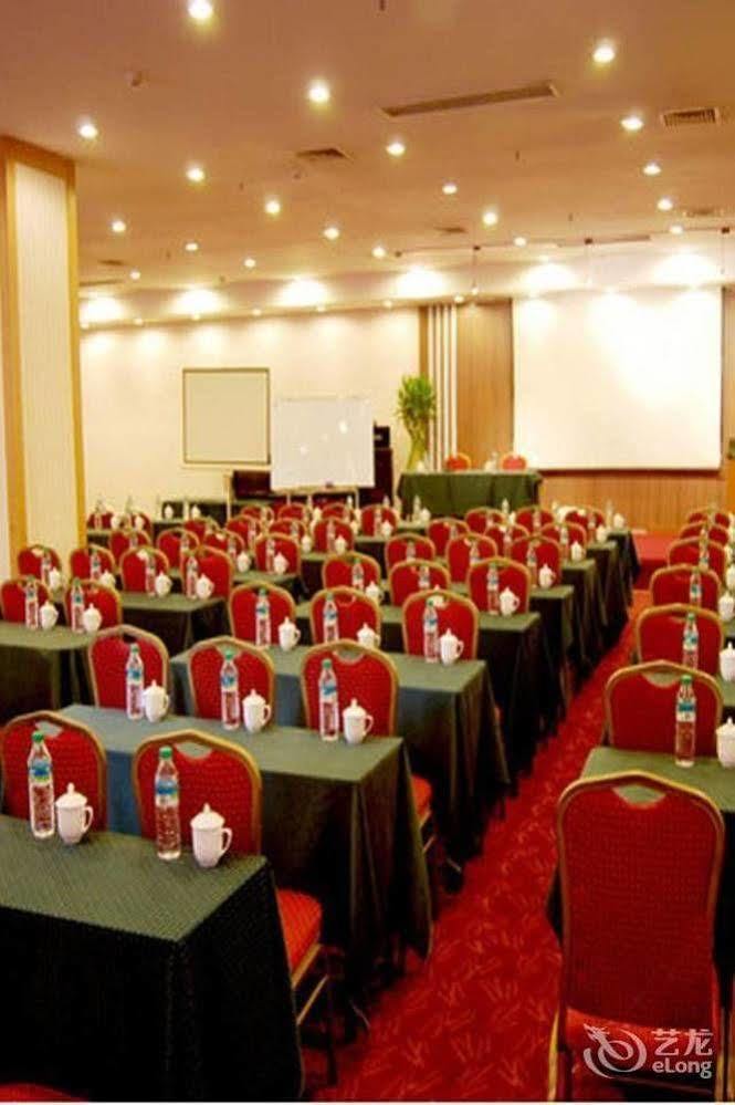 Hampton By Hilton Dalian Zhongshan ภายนอก รูปภาพ
