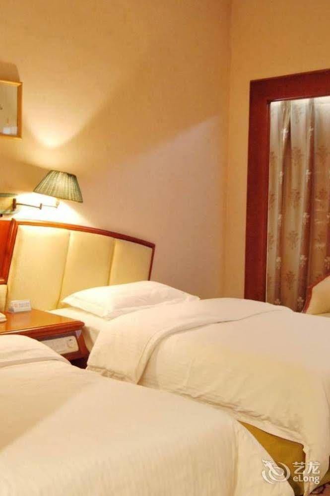 Hampton By Hilton Dalian Zhongshan ภายนอก รูปภาพ