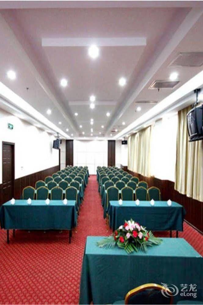 Hampton By Hilton Dalian Zhongshan ภายนอก รูปภาพ